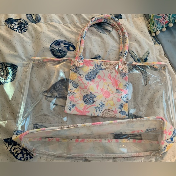 Lilly Pulitzer Beach Tote -Clear Beachcomber print - Picture 5 of 7